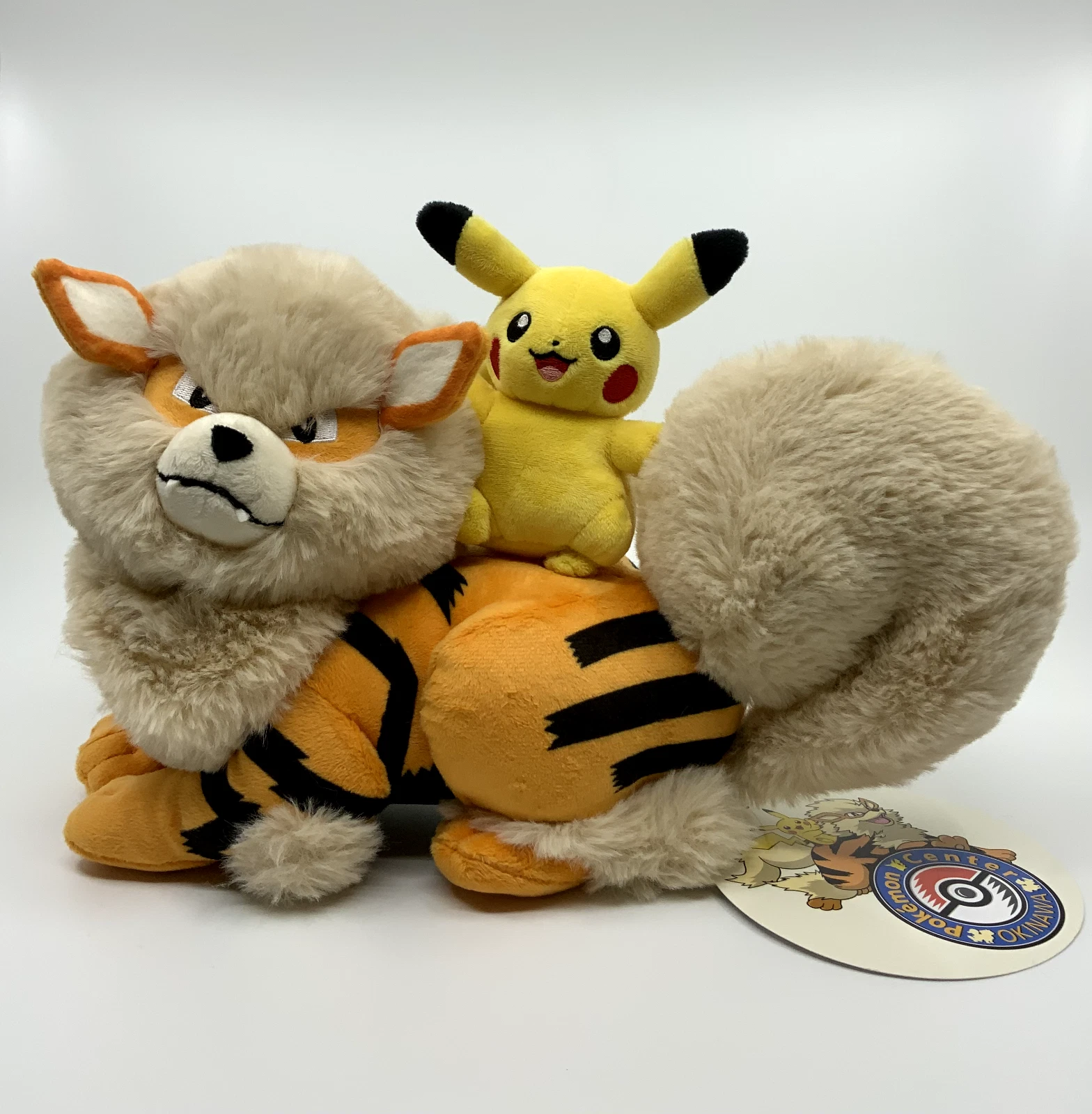 沖繩開幕一週年限定的風速狗與皮卡丘組合